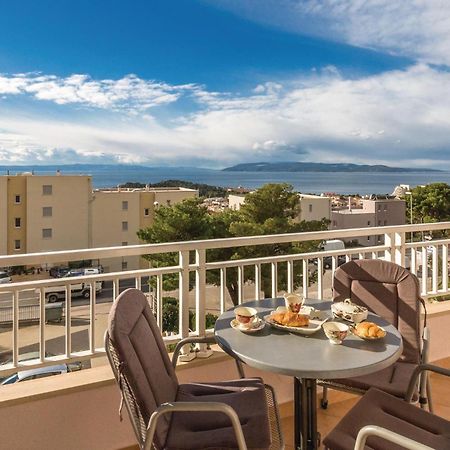 1 Bedroom Stunning Apartment In Makarska Dış mekan fotoğraf